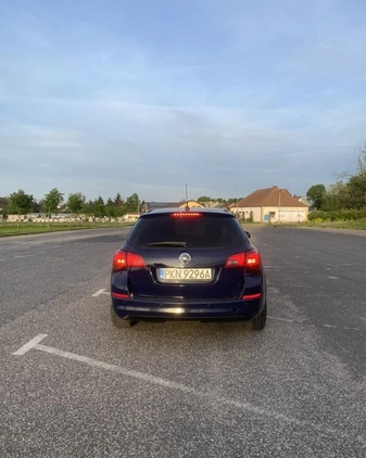 Opel Astra cena 18700 przebieg: 228175, rok produkcji 2011 z Tuchola małe 172